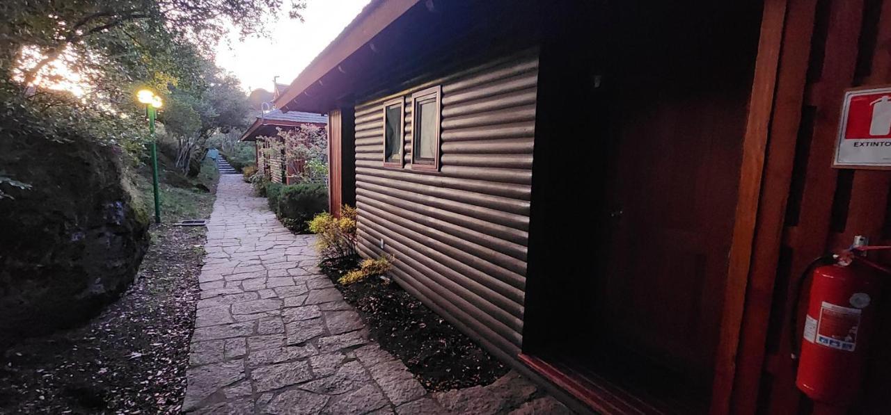 Hotel Y Cabanas Las Mellizas - Caja Los Andes ลอสอังเคเลส ภายนอก รูปภาพ
